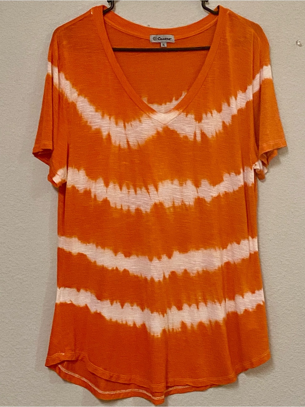 3/$12 - Centro Casual Orange & White Tie-Dye V-Neck Tee - Size XL - NWOT!